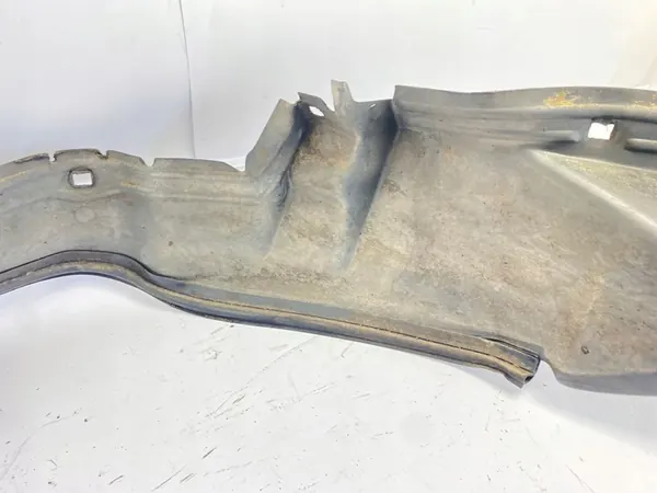 Front Right Wheel Arch Mercedes W124 Original 1248840835 image 8