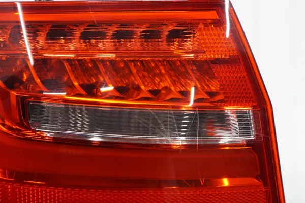 AUDI A4 B8 Sedán Luz Trasera Izquierda LED 8K5945095AC image 3