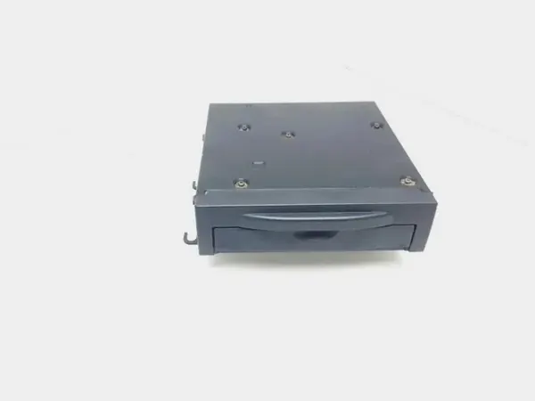 Changer CD Volvo OEM 31260718 pour XC90 I 3.2L image 2
