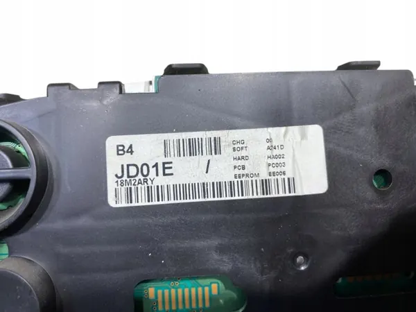 Reloj Nissan Qashqai Gasolina usado OEM JD01E image 4