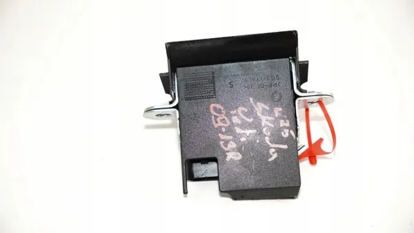 Fecho de porta-malas OEM 360153543 para Skoda Yeti 09-13 image 4