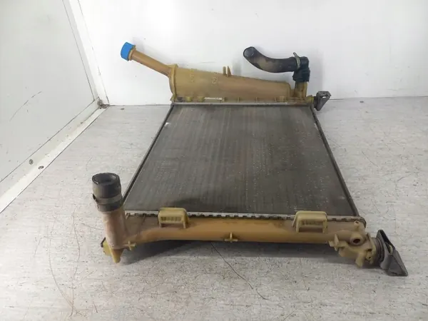 Radiateur d'eau OEM 879560300 pour Ford Ka II 1.2 Duratec image 3