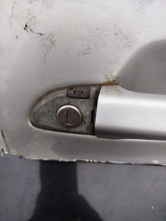 Vasen Etuoven Kahva Volkswagen Passat B7 2010-2014 OEM image 2