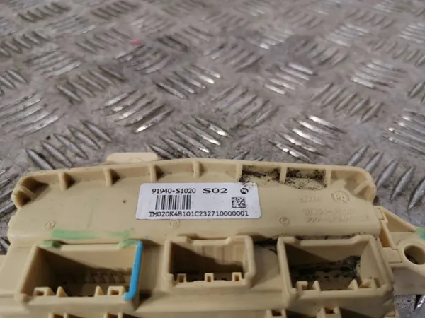 Hyundai Santa Fe 2019 Controllers OEM 91940S1020 image 3