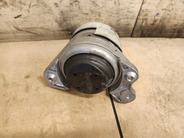 Mercedes-Benz Moottorin Kiinnike Oikea A2532402400 image 3