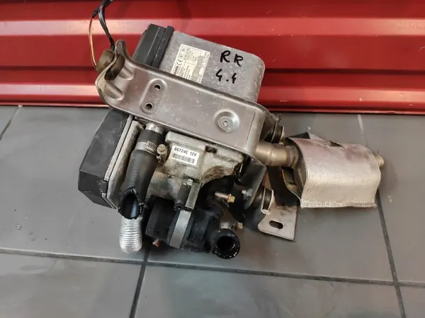 Webasto-Umwälzpumpe OEM XH42-9J294-CB für Range Rover image 2