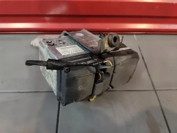 Webasto-Umwälzpumpe OEM XH42-9J294-CB für Range Rover image 4