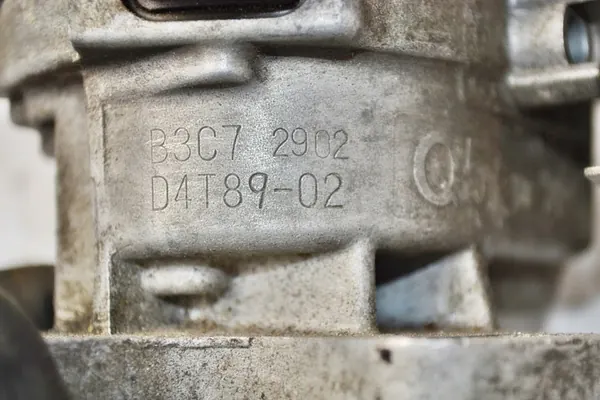 Bobina de encendido usada OEM D4T8902 B3C72902 Q5 image 10