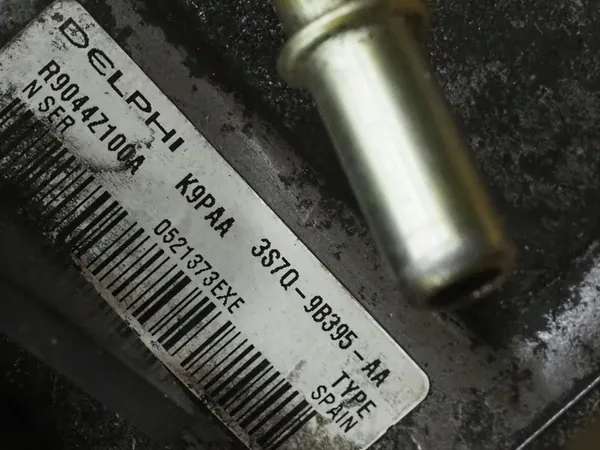 Bomba de combustível de alta pressão Ford Mondeo MK3 2.0 TDCI image 3