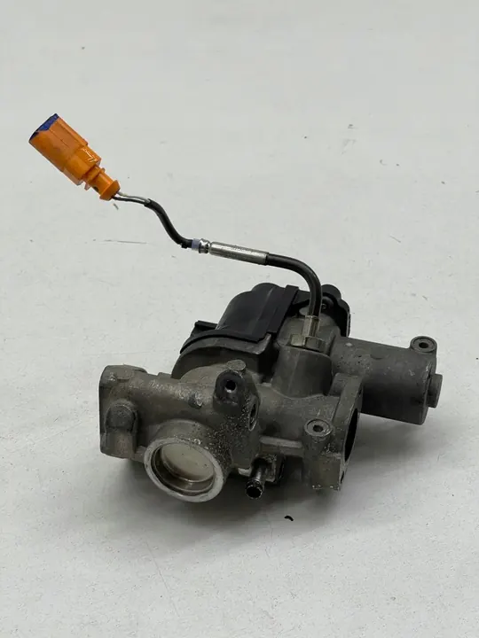 EGR-venttiili AUDI A5 8T A4 B8 3.0 TDI OEM 059131501H image 10