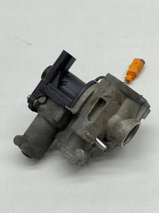 EGR-venttiili AUDI A5 8T A4 B8 3.0 TDI OEM 059131501H image 4