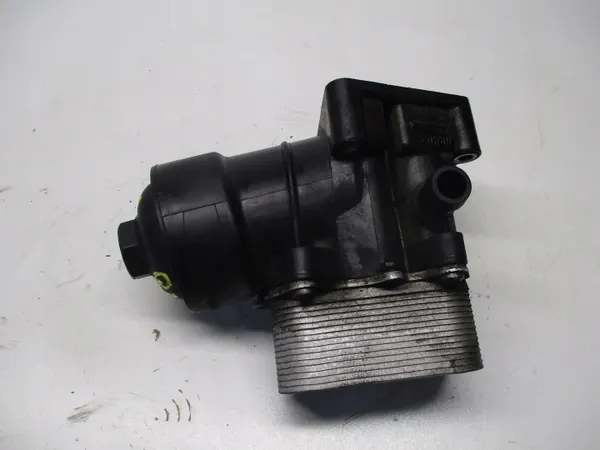 Ölfiltergrundplatte OEM 03L115389C für Audi Q3 8U0 image 2