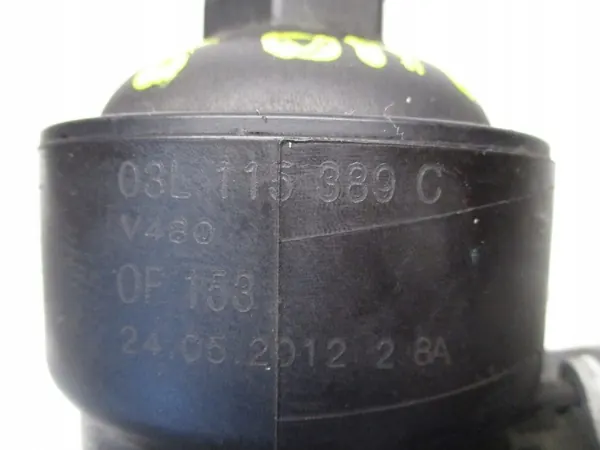 Ölfiltergrundplatte OEM 03L115389C für Audi Q3 8U0 image 3