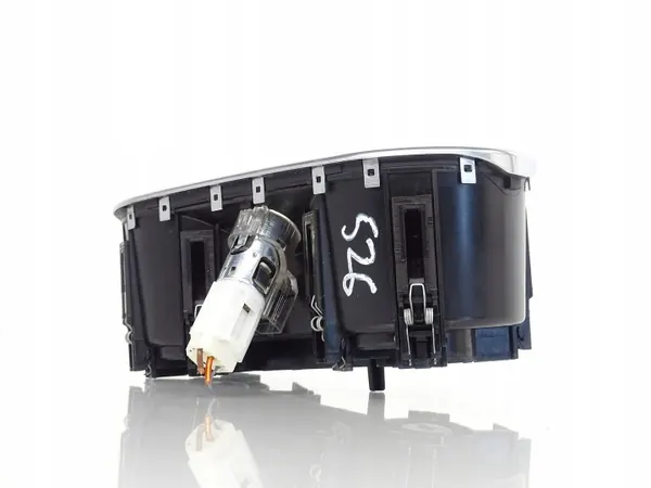 Juomahaltija OEM 7P5862531 Porsche Cayenne II 7P:lle image 3