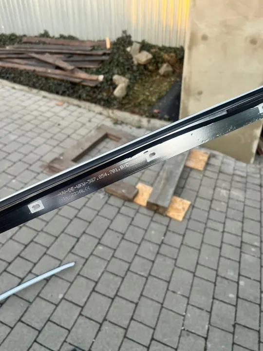 VW Arteon kattolista vasen OEM 3G7854701B image 3