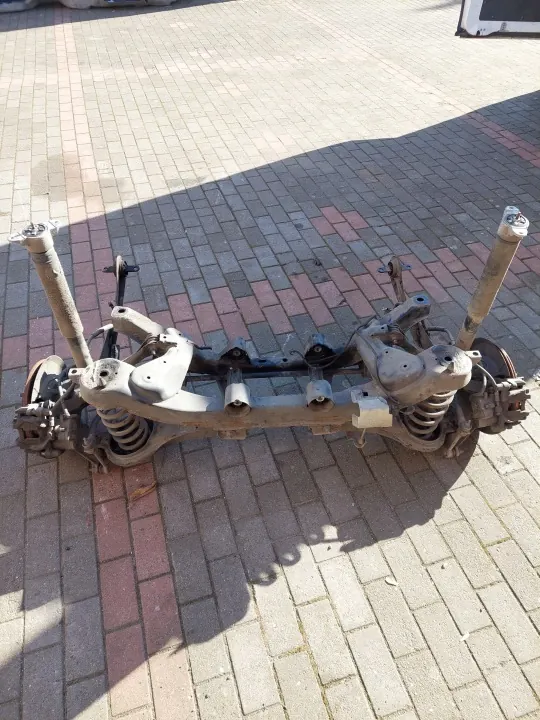 Ford Kuga MK2 Lift 4x4 Achtervering Kit OEM image 2