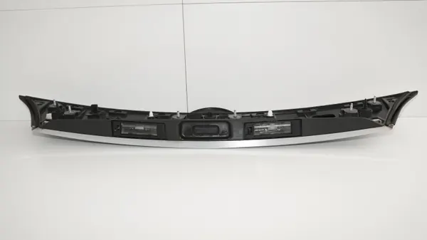 OEM 360188180 Revestimento Portão Opel Meriva B 2010-2013 image 7