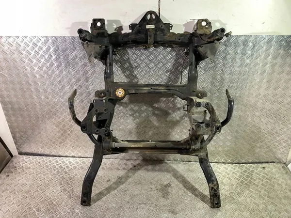 UTO39085 Voorste hulpframe voor Land Rover Discovery 5 image 2