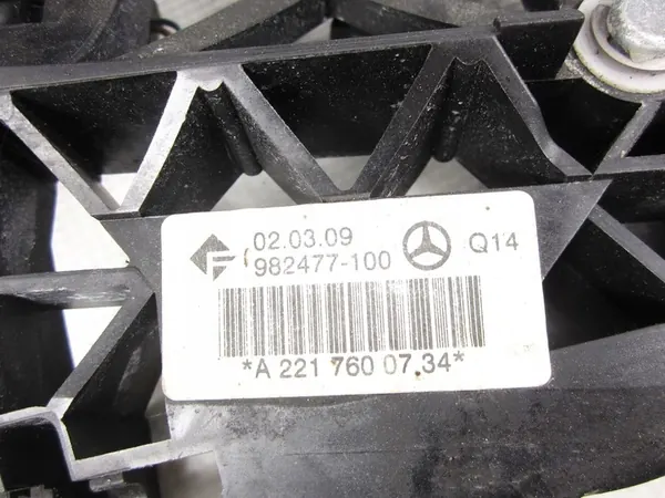 Vasen takaluukun kahva Keyless Mercedes W221 image 3