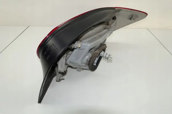 Mercedes A-klass W176 vänster bakljus OEM 1769060100 image 10