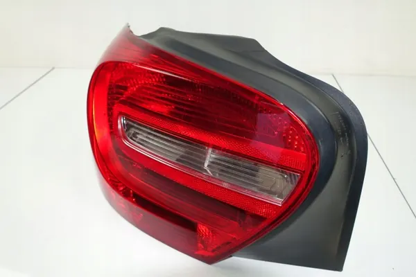 Mercedes A-klass W176 vänster bakljus OEM 1769060100 image 5