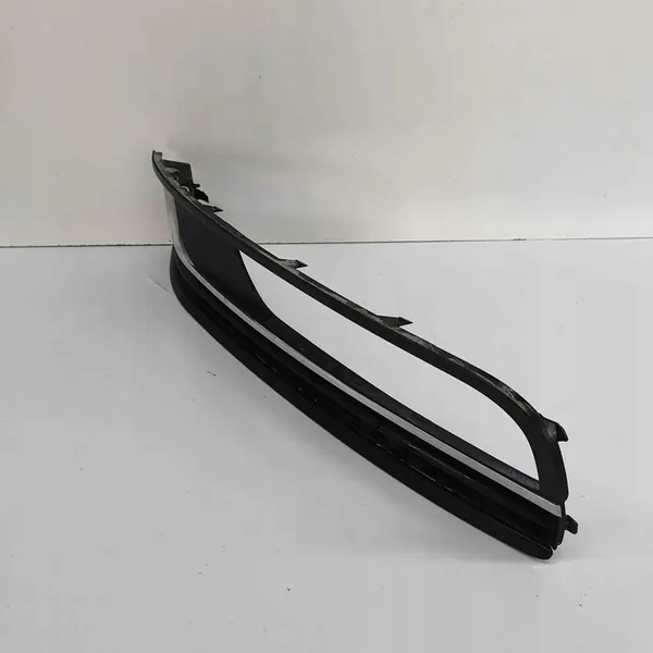 Supporto faro antinebbia anteriore sinistro VW Passat B7 1.6L OEM 3AA854661A image 3