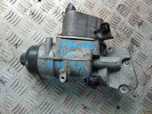 Arrefecedor de óleo Kia OE usado OEM 26410-2A650 image 2
