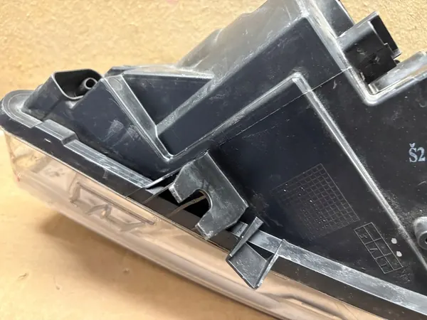 NISSAN QASHQAI J10 Oikea Etuvalo 26010-JD90B image 7