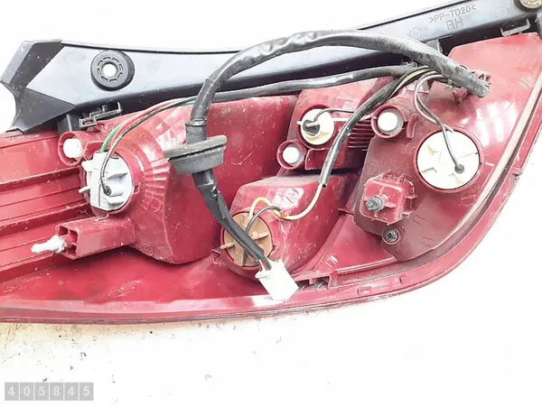 Luz trasera derecha 2008 Hyundai I20 image 6