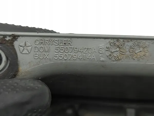 Jeep Grand Cherokee 2013 Luz trasera lado derecho OEM image 10