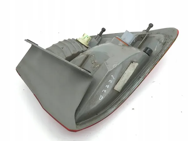 Jeep Grand Cherokee 2013 Luz trasera lado derecho OEM image 4