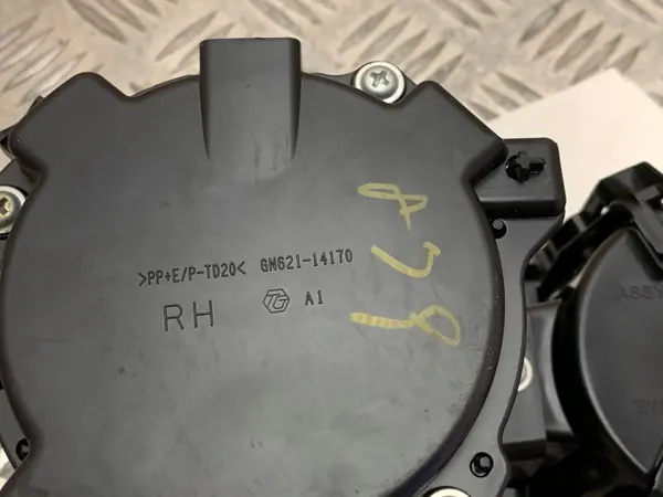 Soporte para vaso Lexus RX 450H OEM GN62114170 Tablero image 3