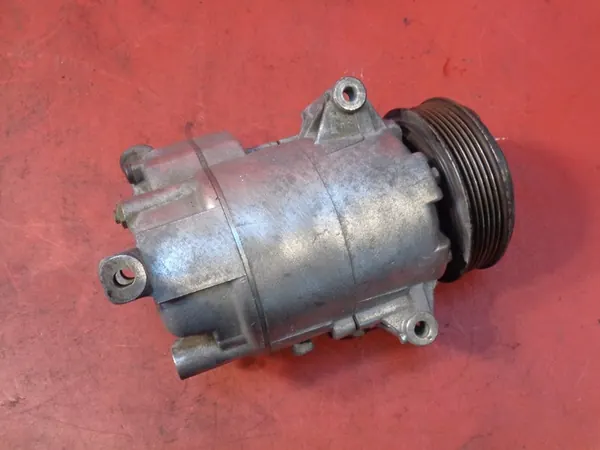 Ilmastointikompressori Opel Astra 1.6 16V 2013 image 2