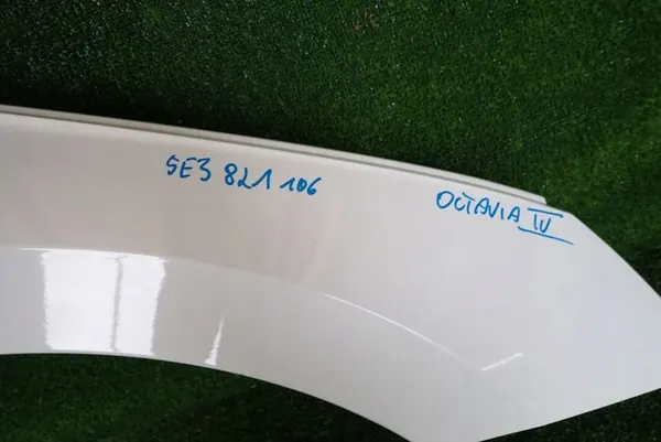 Fram höger skärm SKODA OCTAVIA IV image 3