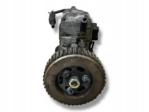 Bomba de alta presión OEM 038130107D para Skoda Octavia image 3