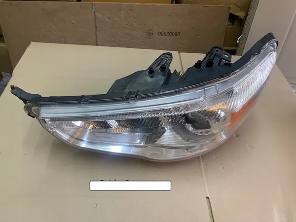 MITSUBISHI ASX 10- Faro Delantero Izquierdo OEM 8301B587 image 2