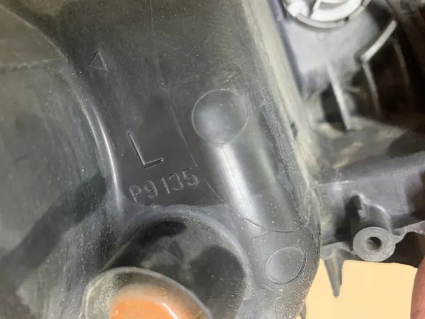 MITSUBISHI ASX 10- Faro Delantero Izquierdo OEM 8301B587 image 5