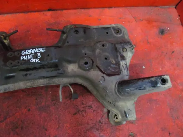 Fiat OE GPUNTOSANKI Cuna Delantera Usada image 3
