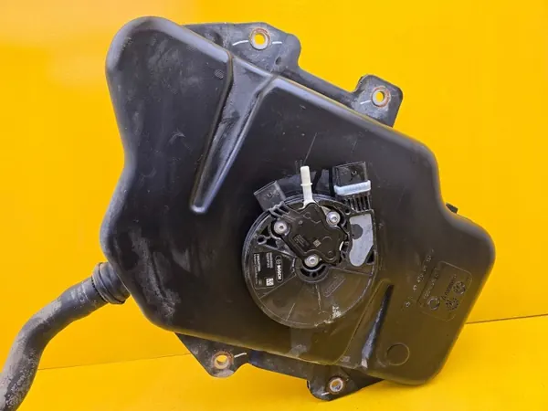 Tanque AdBlue Mercedes-Benz OEM A4474700115 - Usado image 5