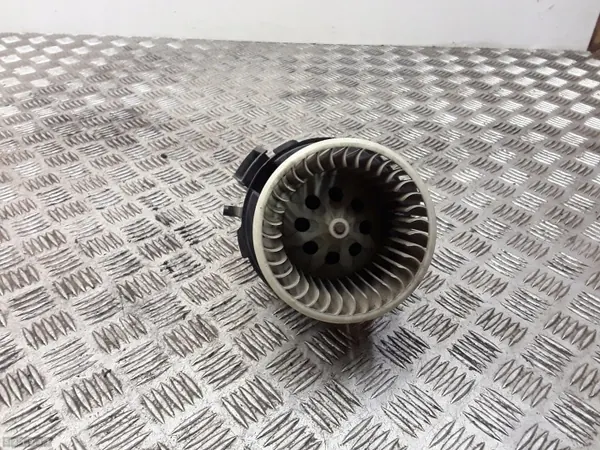 Ventilateur de chauffage Peugeot OEM 593220400 - Occasion image 2