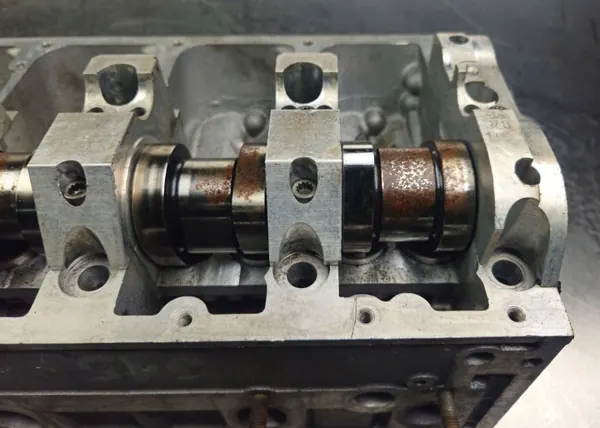 Arbre à cames R070103373A pour VW T5 2.5 TDI image 9