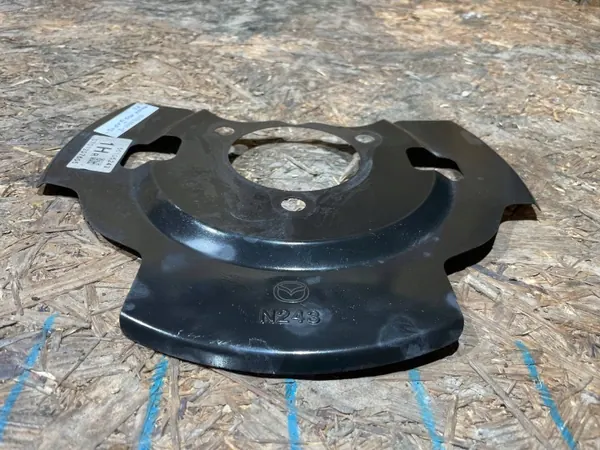 Mazda MX-5 ND Taka-oikea jarrukilpi OEM S2601A018 image 3