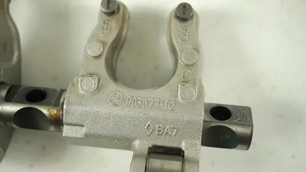 R3077A02 Arbre à cames pour Renault Clio 2/3 1.2 16V D4F image 5