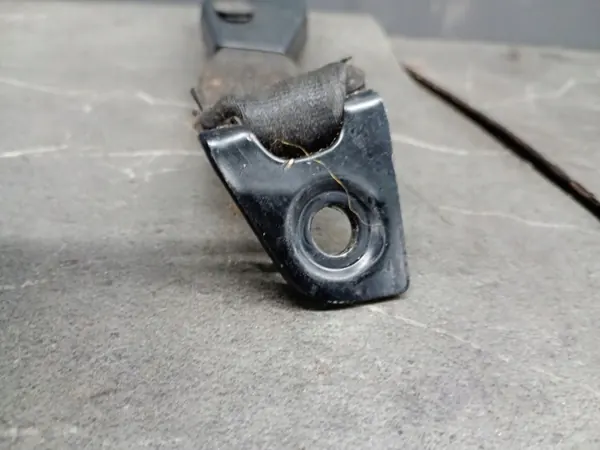 OEM 1238602969 Bakre säkerhetsbältesspänne Mercedes W123 image 5