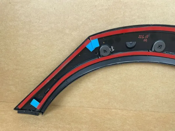 OEM 8K9853818A Garniture Aile Arrière Droit Audi A4 B8 image 6