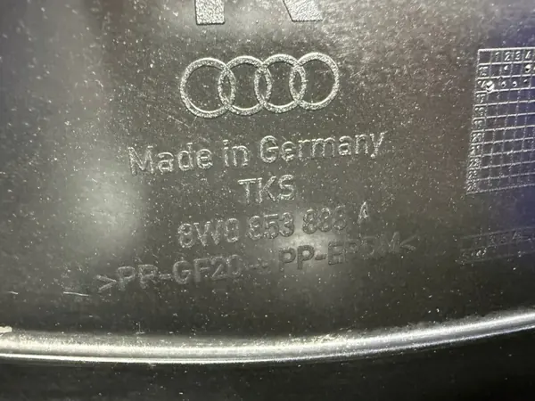 Audi A4 B9 8W Aile Avant Droite OEM 8W0821172A image 8