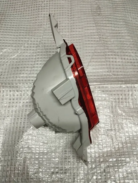 Toyota Yaris III Lift 14-17 Lanterna Marcha Atrás Direita Traseira OEM 0D-170 image 7