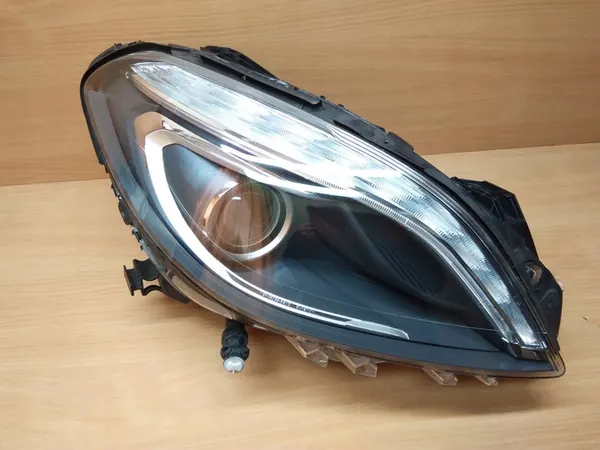Rechter Bi Xenon Koplamp Mercedes B-Klasse W246 OEM image 2
