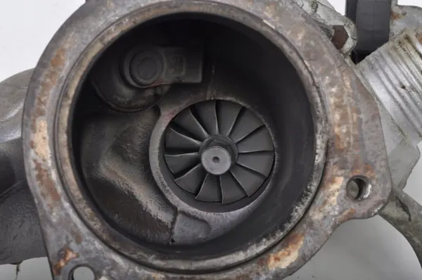 Volvo Turbo OEM 30650975 för S60 II V60 2.5 image 6