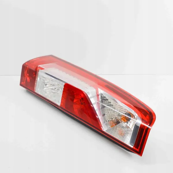 Opel Movano B 2021 Luz Trasera Izquierda image 2